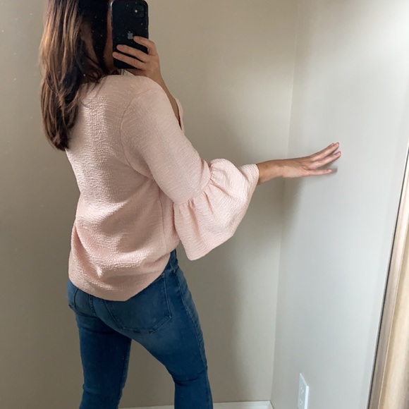 Calvin Klein bell sleeve top - Picture 2 of 9